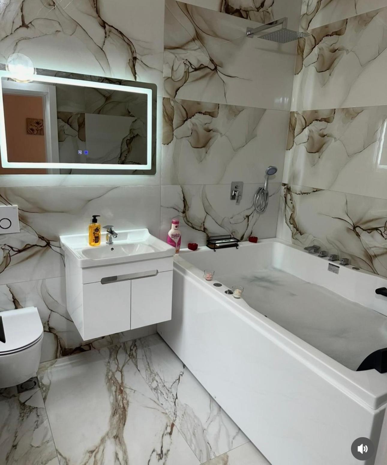 Qyteza Guest House & Camping Shkodër Екстериор снимка