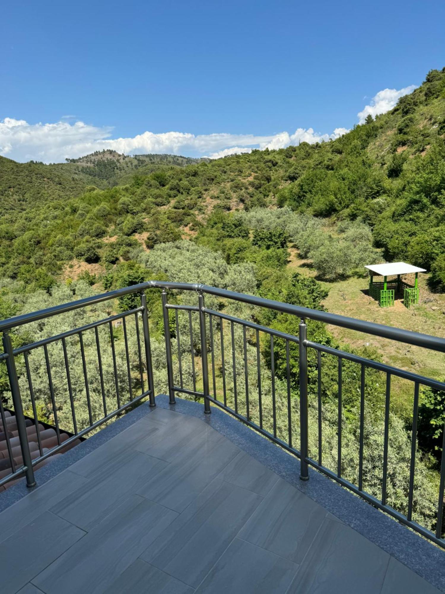 Qyteza Guest House & Camping Shkodër Екстериор снимка